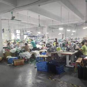 广州昕灿服装厂