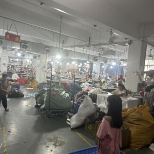 广州启之航服饰有限公司