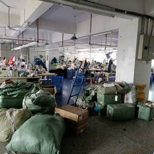 诗宇服装工作室