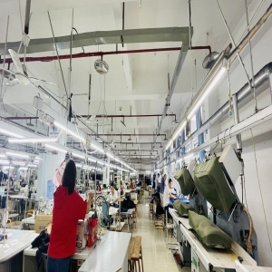 重庆华仕制衣有限公司