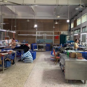 新明鸿辅料有限公司