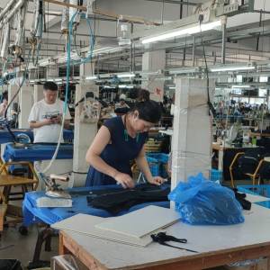 温州市芊度服饰