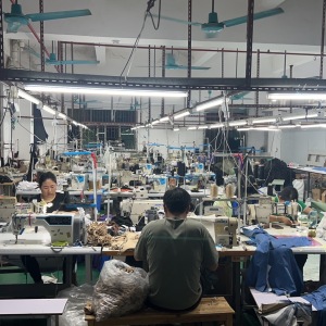 东莞晨发服装有限公司