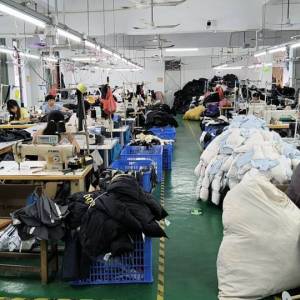 流欣雨服装加工厂
