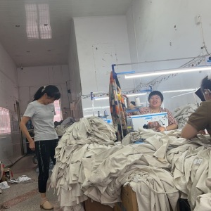 重庆市开州区大新制衣厂