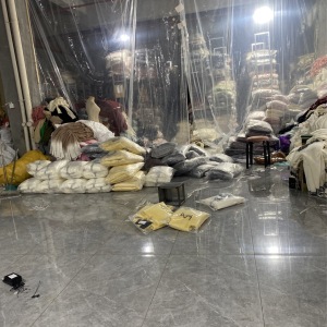 浙江嘉兴洪合页彤毛衫经营部