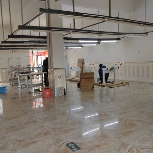 小吴服饰加工厂