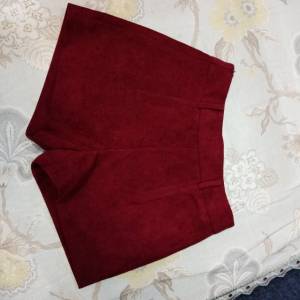 伟伟制衣加工厂