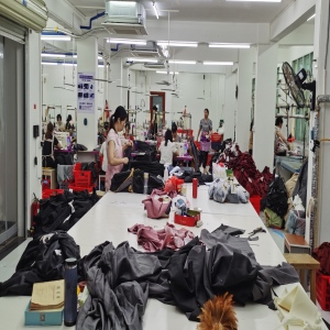 崇义县星辰服饰