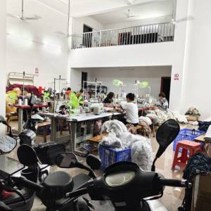 云城区富衣富服装厂