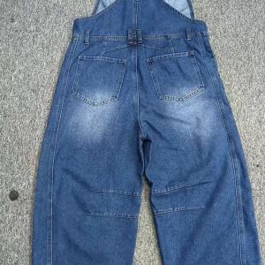 工厂外发 寻女装牛仔背带裤工厂