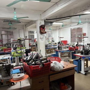 广州市伟兰服饰有限公司