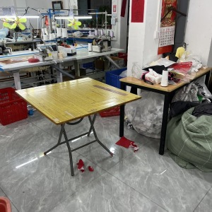 赣州鑫诗缘服饰有限公司