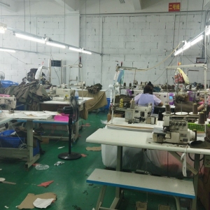 潜山环宇服装厂