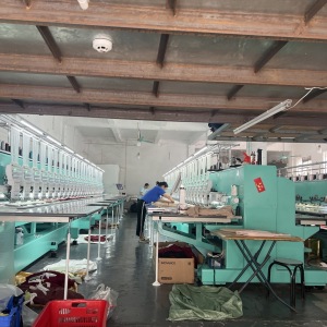 伟龙电脑绣花厂