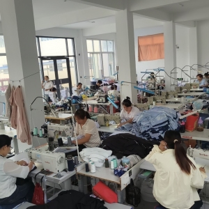 吴江市海立鸿纺织有限公司