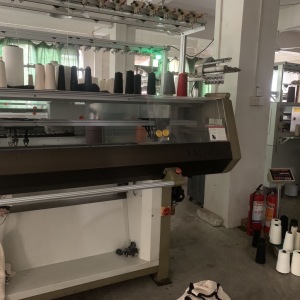 程滢优米服饰店