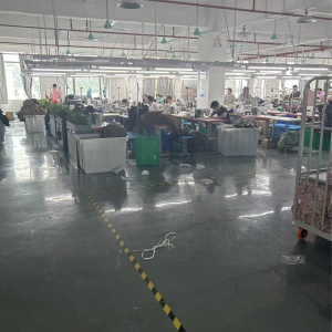 中山市阜沙镇塔娜制衣加工店