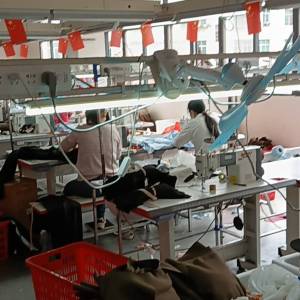 鸿瑞服饰有限公司