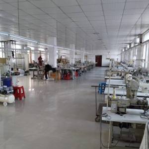 王刚服装制衣厂