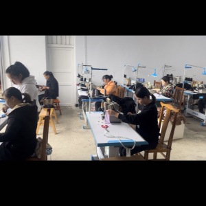 天启服装加工厂