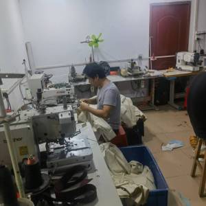 广州市白云区涵宇制衣厂