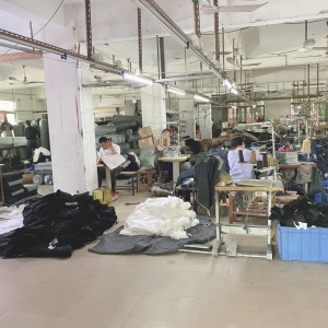 中山市九顺制衣厂