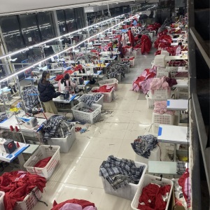 河南盛装制衣公司