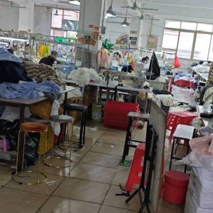 章记良品制衣厂