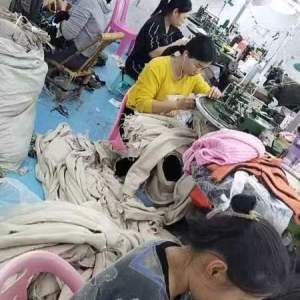 汕头秋俊凯服饰贸易有限公司