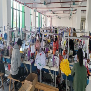 广西桂平市木乐镇培凌服装厂