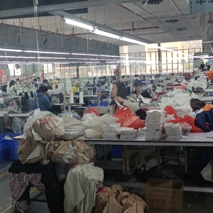 佛山市鑫群鹰服饰有限公司