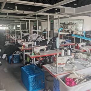 商洛晶众鑫服饰