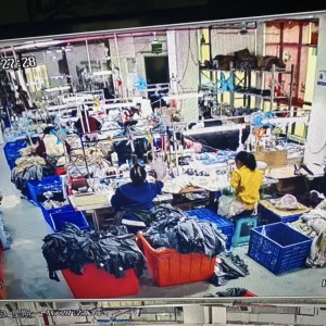 君逸豪男装衬衫工厂