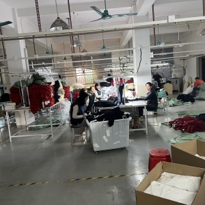 东莞市利南服饰有限公司