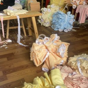 小瑜儿童加工厂