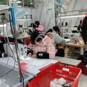 于都县华万顺服装厂