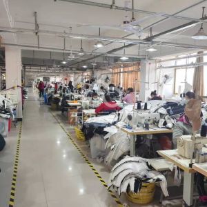 阳新祥忠服装有限公司