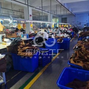 依阁服装加工厂