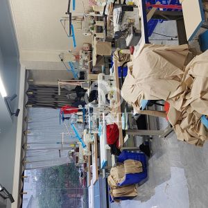 洛逸斯服装加工厂