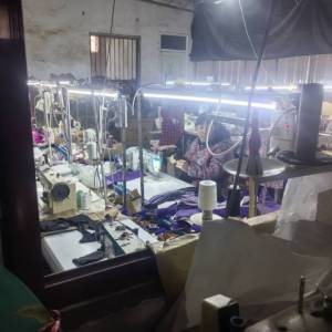 鸿赫服装加工厂