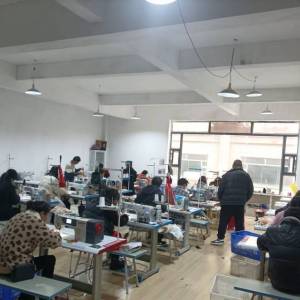 贵州省恒逸服装加工厂