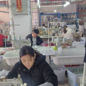 蕊逸服饰有限公司