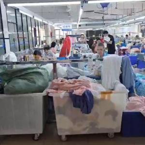 东莞市飞煜服饰有限公司