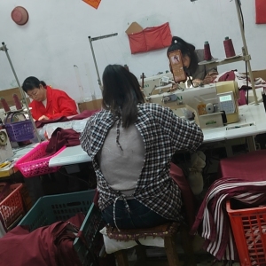 雅逸服装加工厂