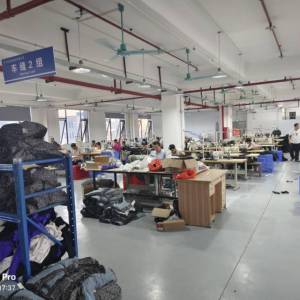 真彩服饰有限公司