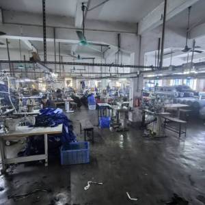 广州市莎杰制衣厂