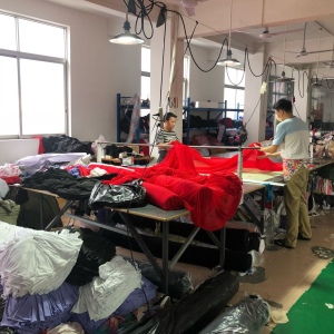 广州云鼎服装有限公司