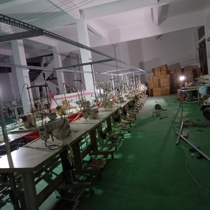 诚依服装制作有限公司