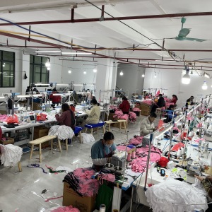 桂平市木乐镇颖杰服装厂